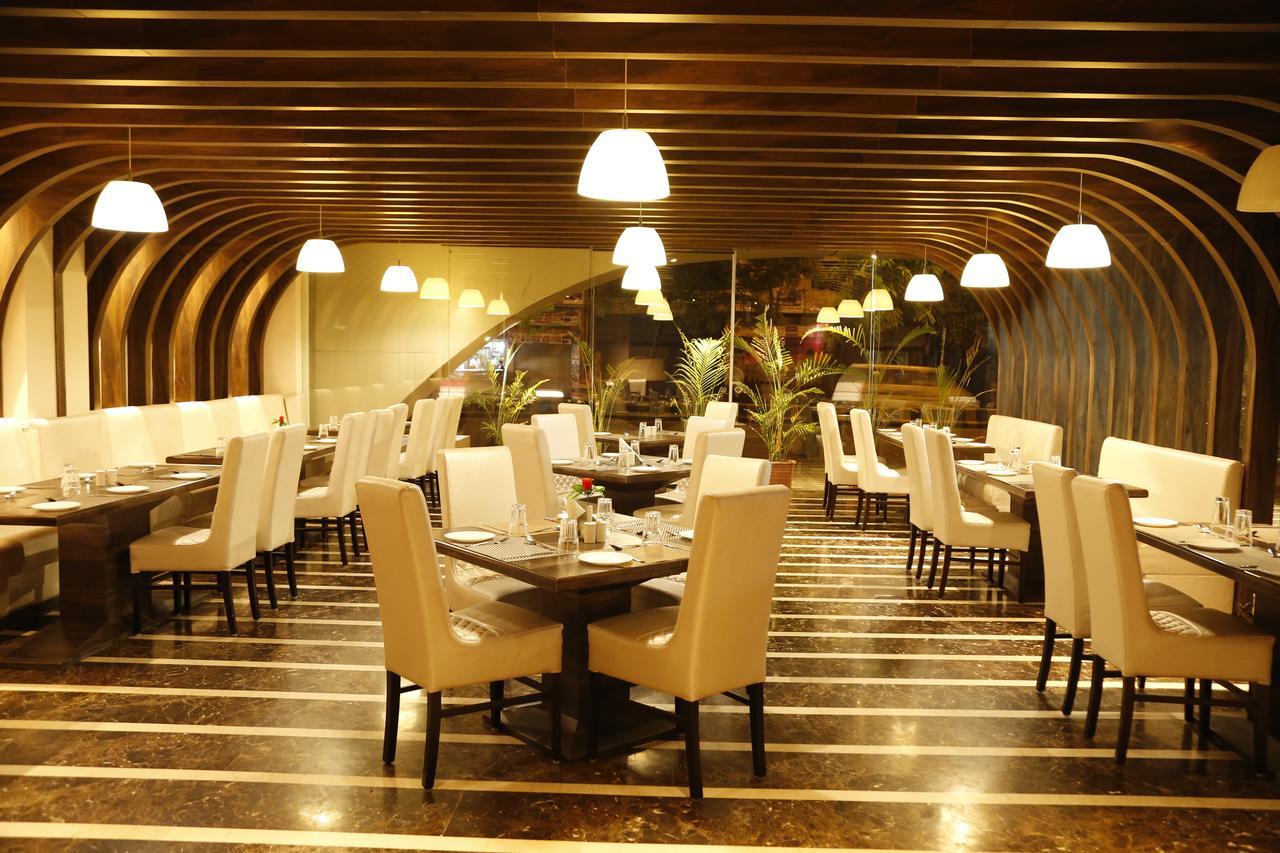 Hotel Orange アーグラ エクステリア 写真